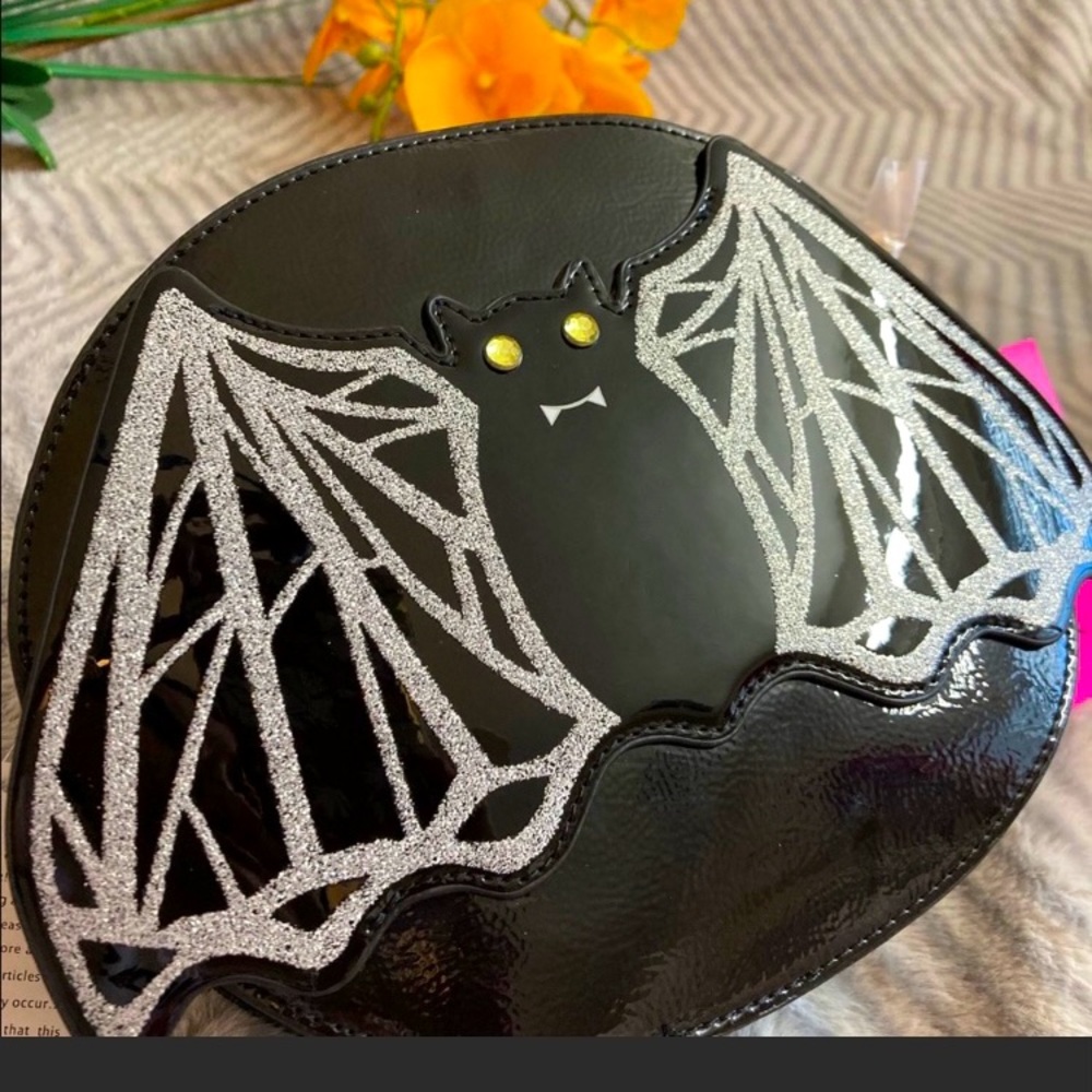 NWT Cute bat crossbody purse by Betsey Johnson🦇